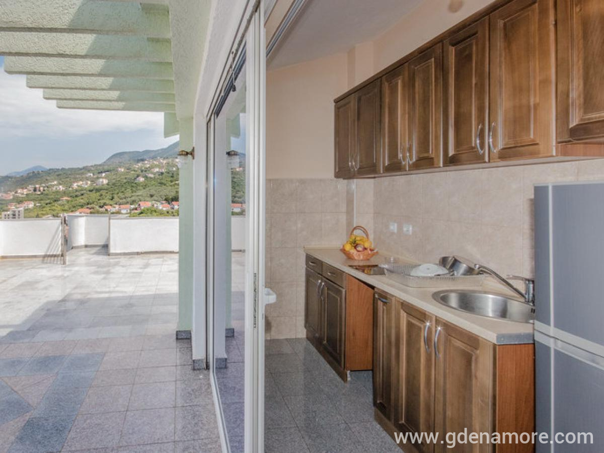 Apartmani Martinović, privatni smeštaj u mestu Dobre Vode, Crna Gora - Martinovic_07