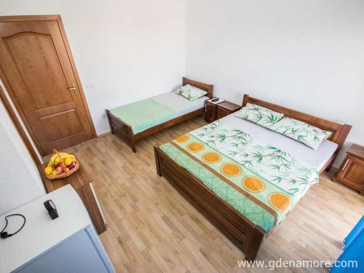 Apartmani Martinović, privatni smeštaj u mestu Dobre Vode, Crna Gora - Martinovic_07