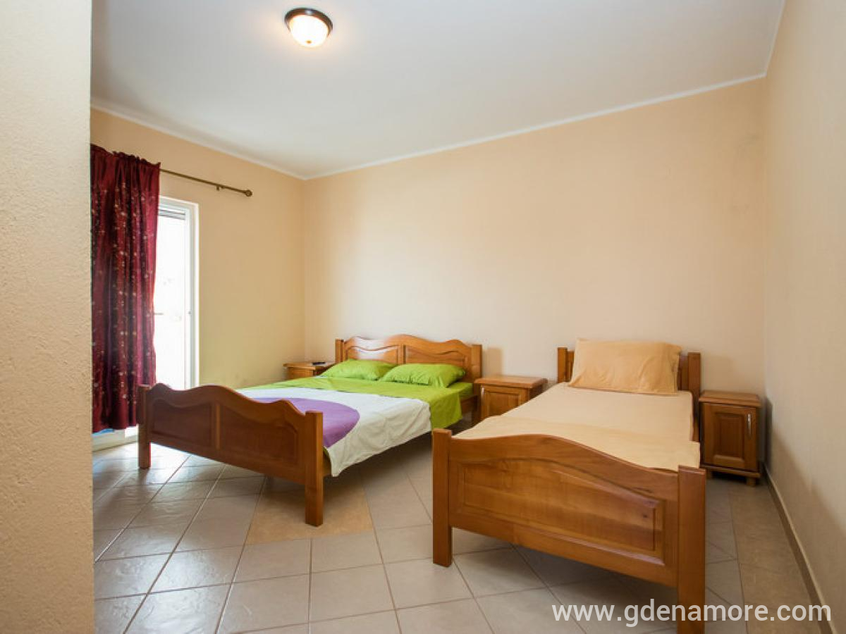 Apartmani Martinović, privatni smeštaj u mestu Dobre Vode, Crna Gora - Martinovic_2